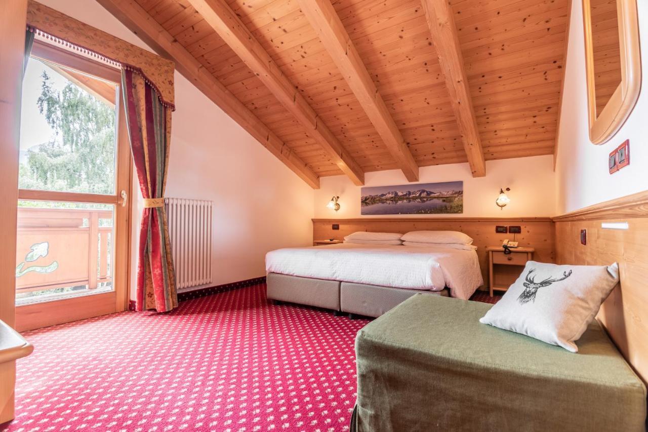 Hotel Genzianella Commezzadura Esterno foto