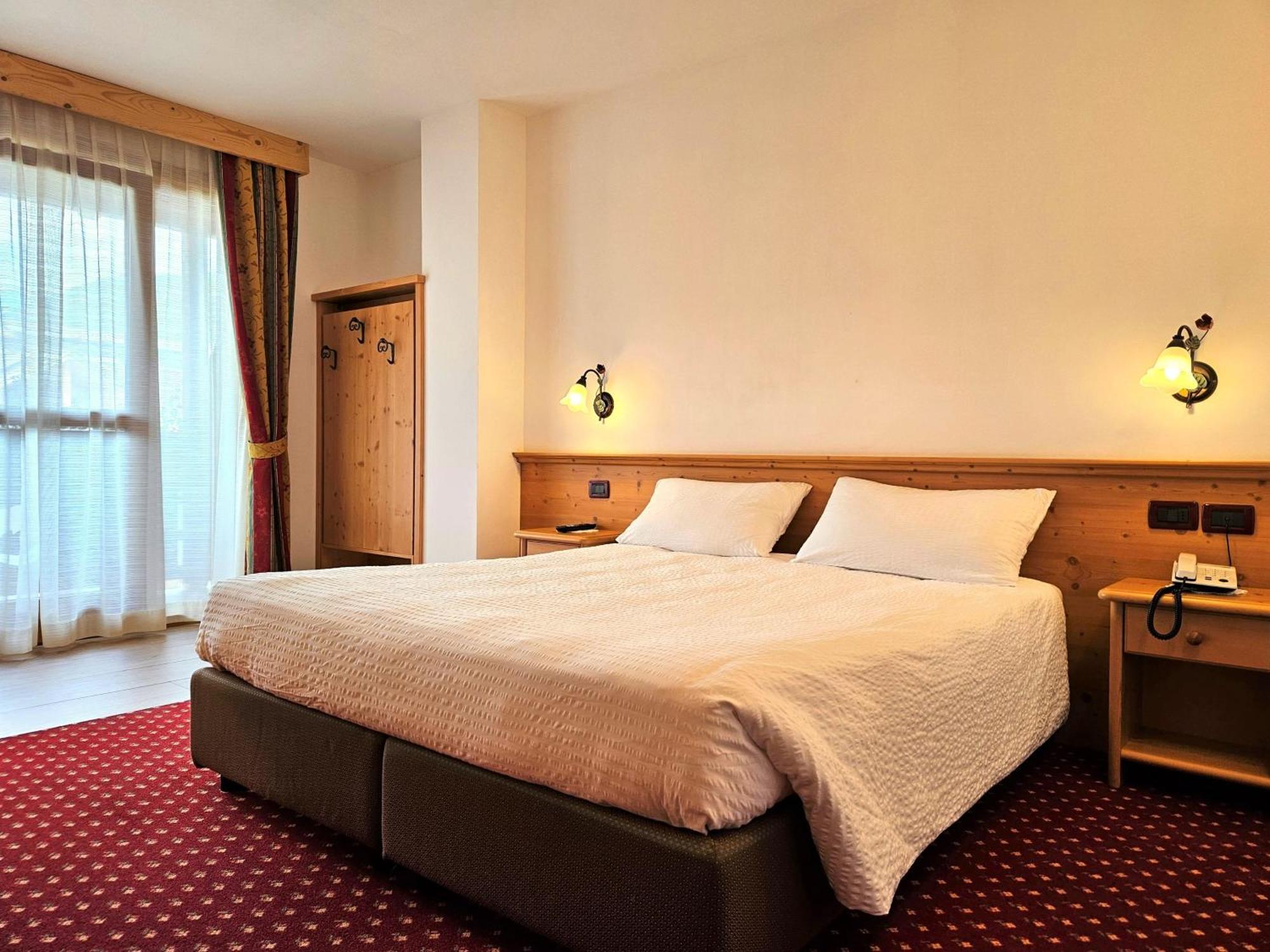 Hotel Genzianella Commezzadura Esterno foto