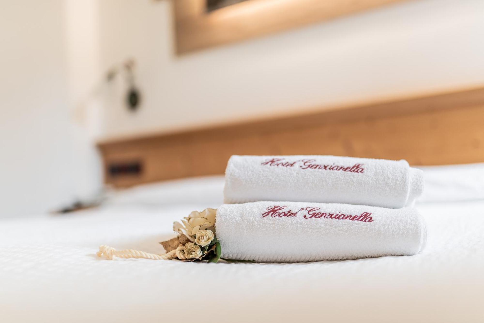 Hotel Genzianella Commezzadura Esterno foto